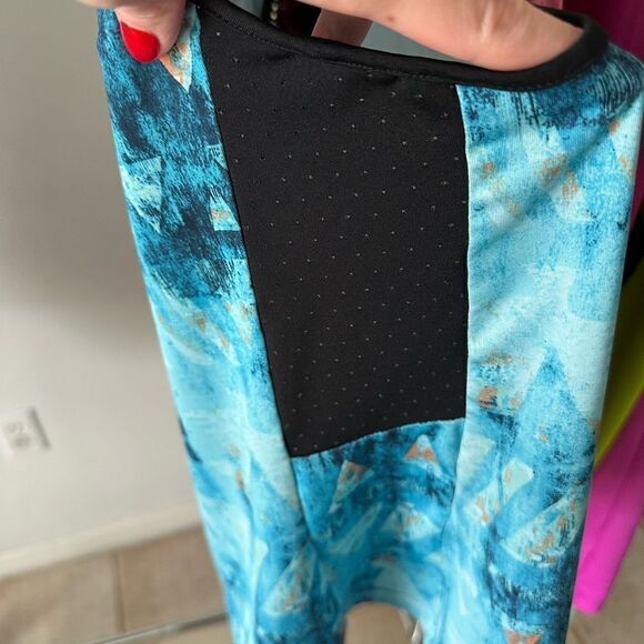 Adidas Climalite Blue & Orange Abstract Geo Print Racerback Activewear Tank Top - Picture 4 of 5